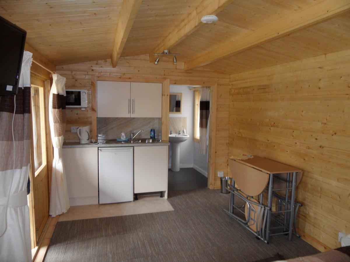 Homeside B&B Silverstone Exterior photo